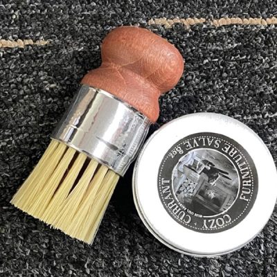 Leder- und Holzrestaurator - Bienenwachsformel | REVIVAPRO